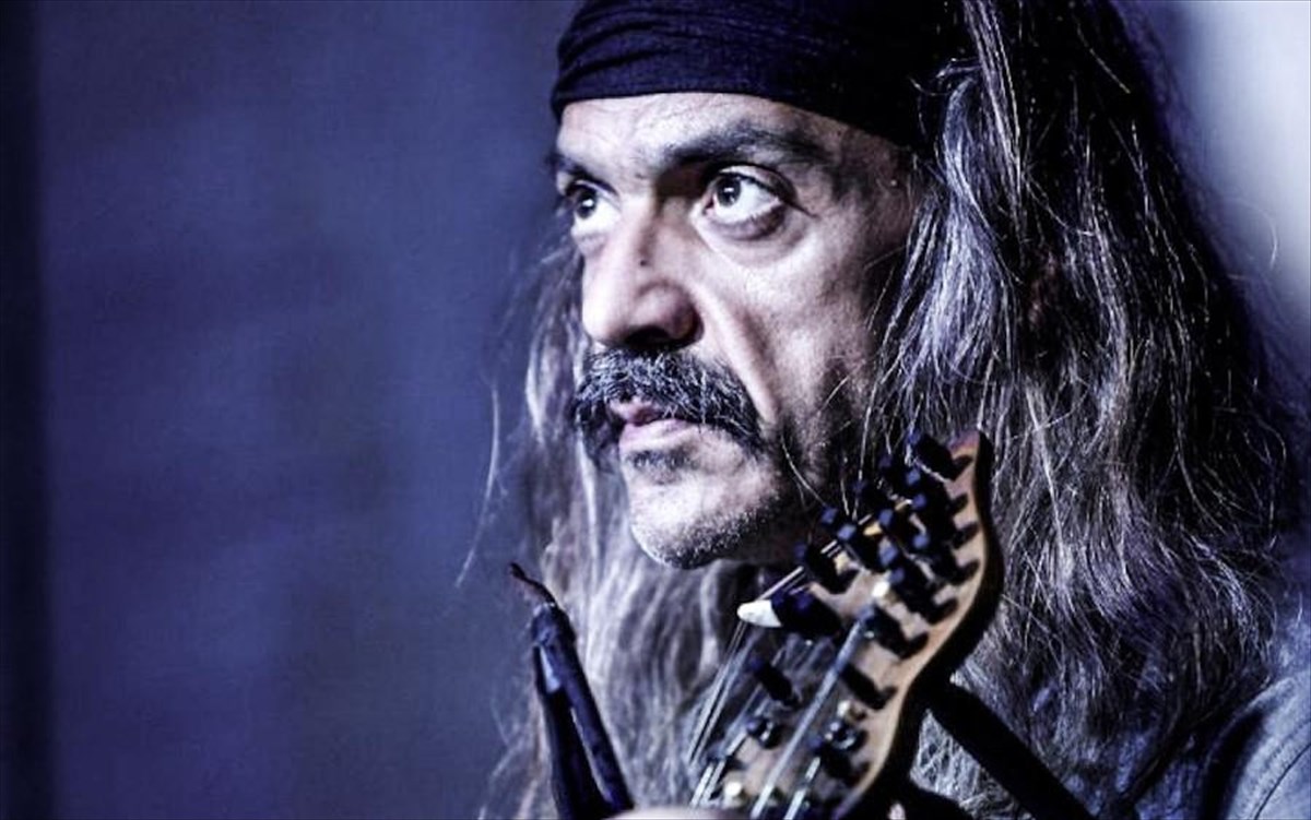 dimitris-apostolakis