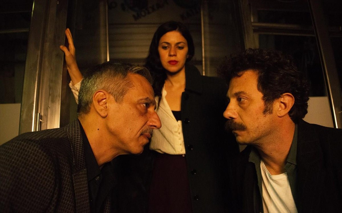 o-kanibalos-pou-efage-enan-roumano-kanibalos-pou-efage-enan-roumano