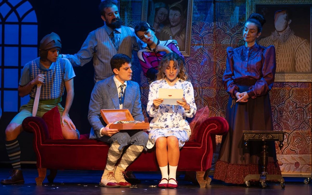 to-fantasma-tou-kanterbil-