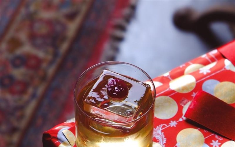 xristougenniatiko-pairing-me-aroma-milanou-ksekina-sto-the-zillers-pastry-bar