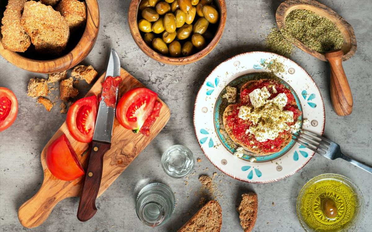 elliniki-kouzina-ntakos