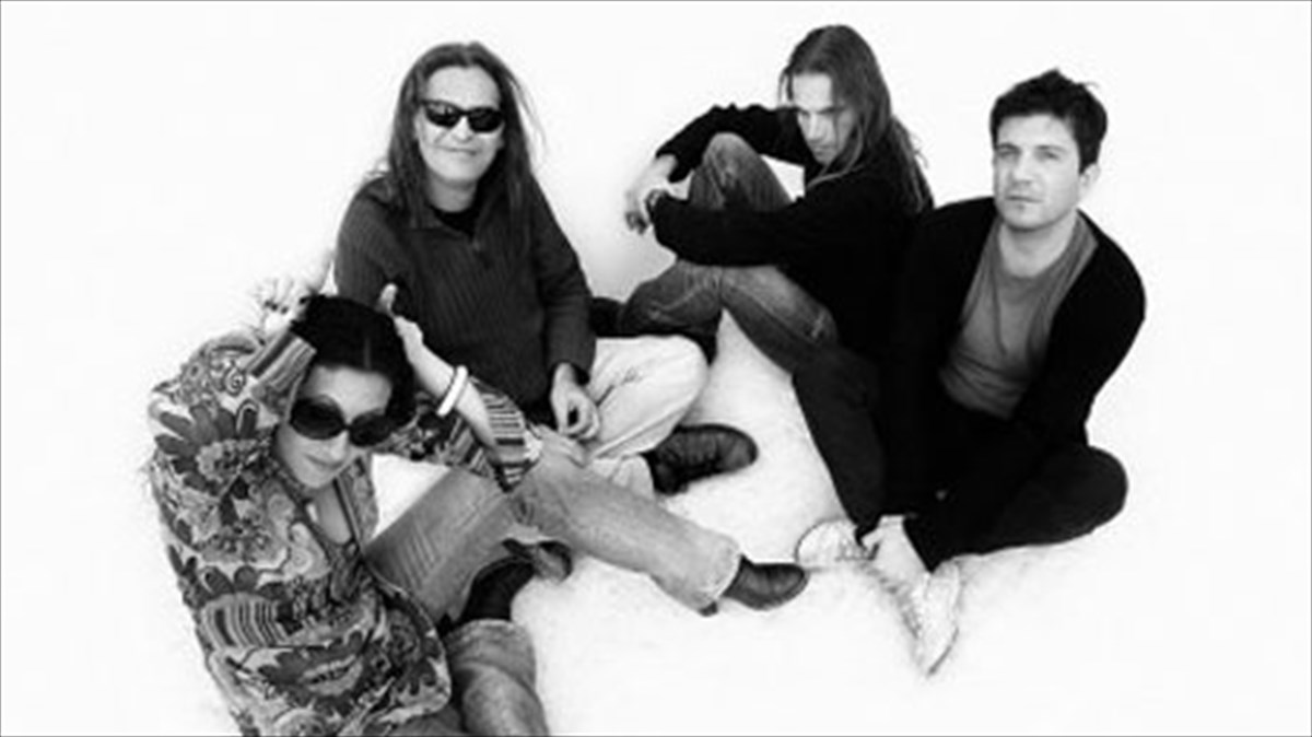 mousika-xristougenna-sto-an-club