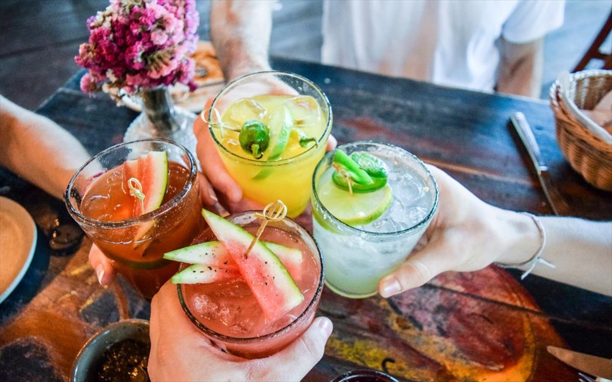 poto-alkool-filoi-parea