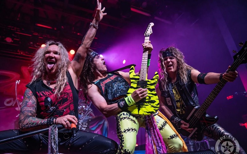 oi-steel-panther-gia-proti-fora-sti-xora-mas