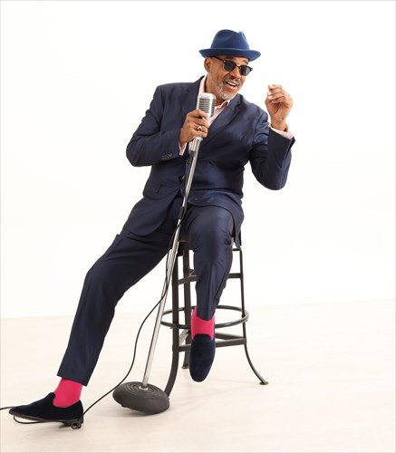 allanharris-tohalfnote-Jazz-club-upodexetai-ton-natkingcoletou-21ouaiona