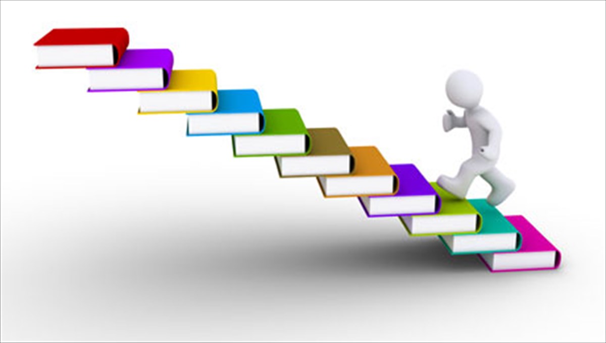 o-kostas-akribos-mila-gia-osa-mas-kanoun-i-den-mas-kanoun-uperifanous-den-mas-kanoun-uperifanous