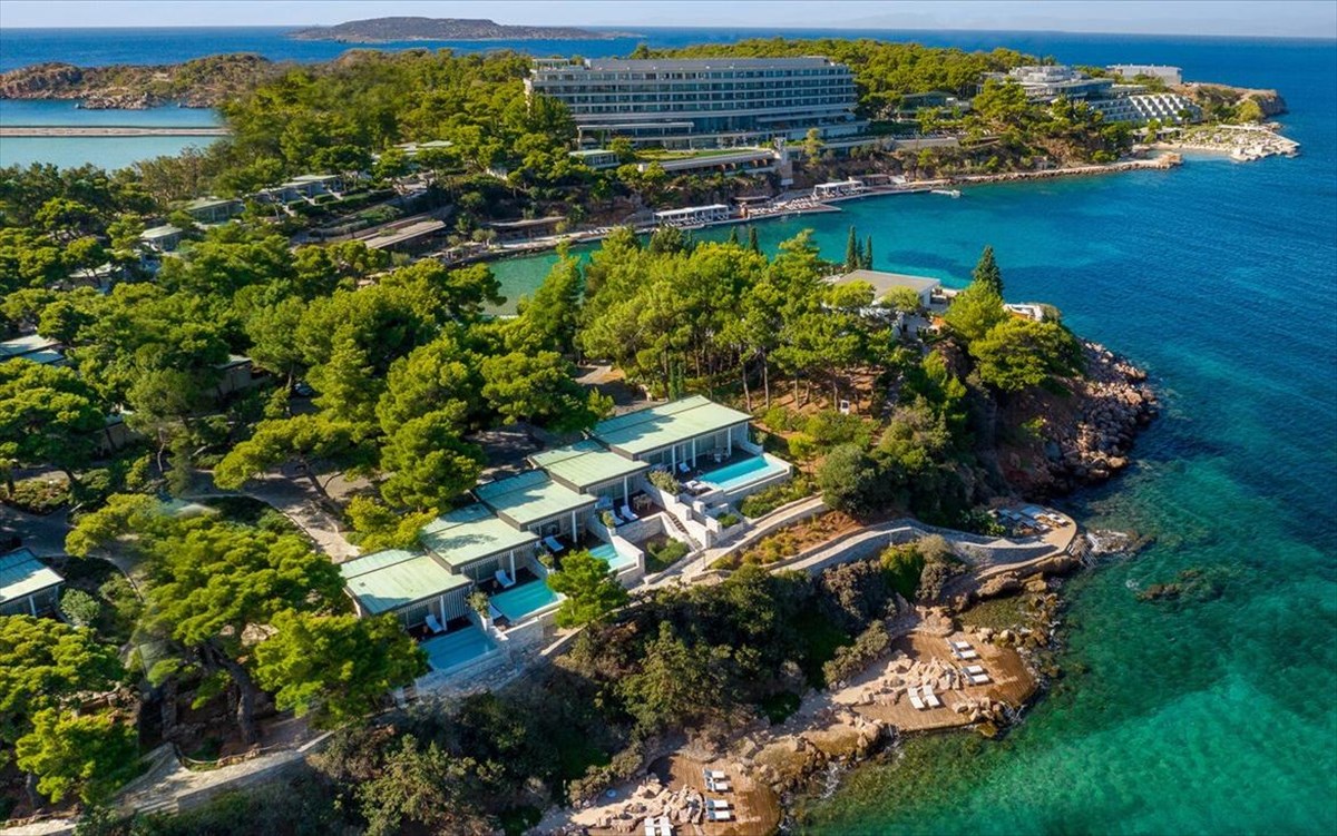 four-seasons-astir-palace