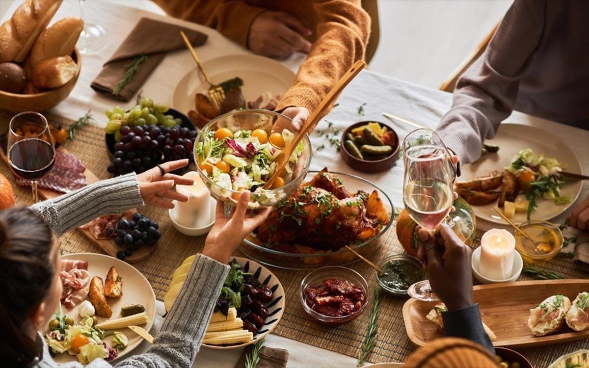 oikogeneiako-trapezi