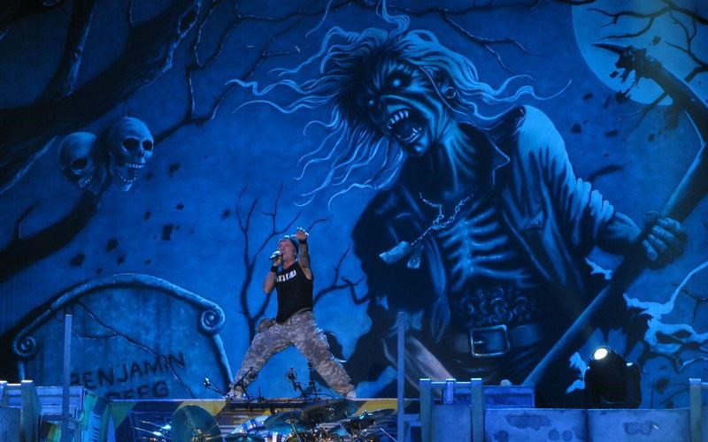 oi-10-pio-gnostes-metallikes-maskot