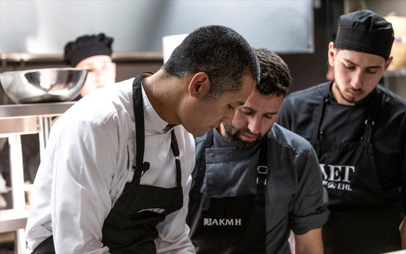 pop-up-restaurant-project-apo-tin-anoteri-sxoli-epaggelmatikis-ekpaideusis-akmi-me-ton-sotiri-kontiza