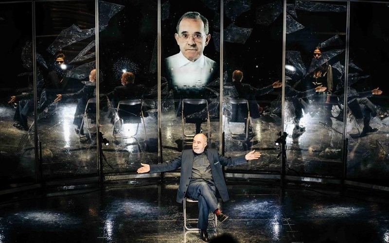 kritiki-eidame-tin-parastasi-aporrito-nea-taksi-pragmaton