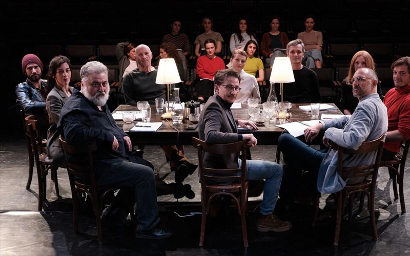 to-theatro-poreia-katebainei-stin-epidauro-me-tin-ilektra