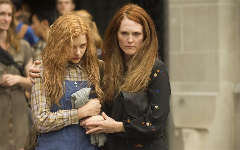 kritiki-tainiascarrie