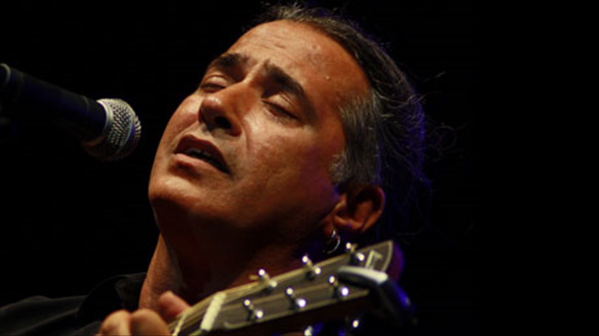 o-pantelis-thalassinos-sto-theatro-akropol