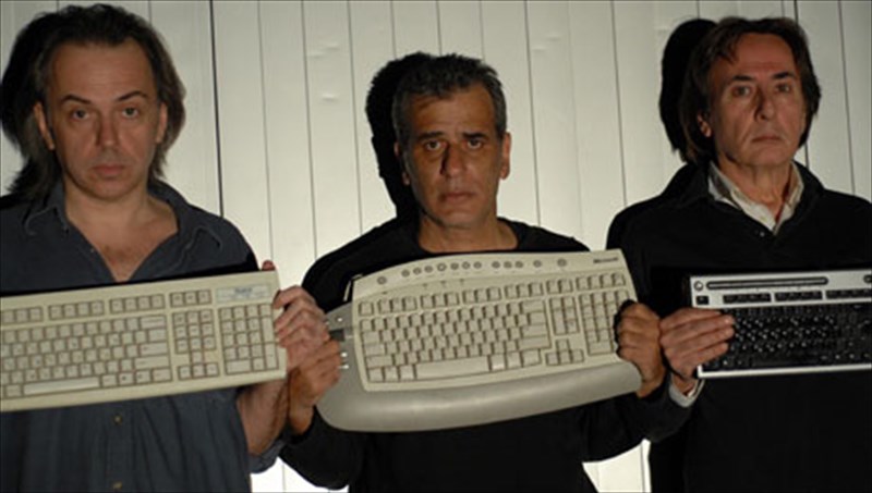 o-giorgos-ninios-sto-studio-mauromixali