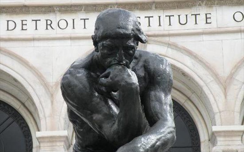 poulaei-to-ntitroit-ta-erga-texnis-pou-anikoun-sto-dimo