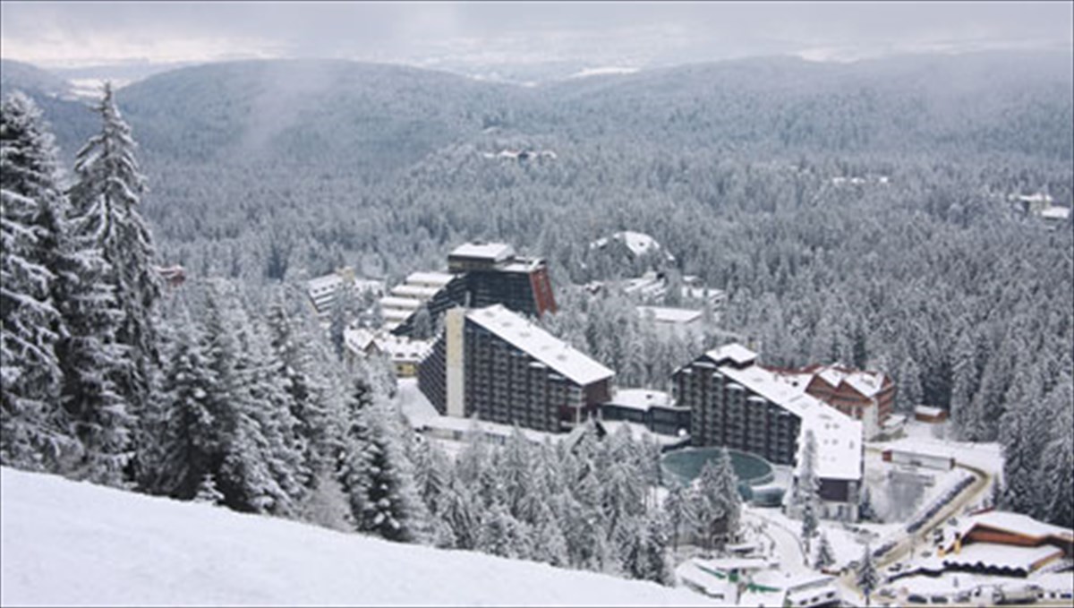 poia-einai-ta-fthinotera-ski-resorts-ton-balkanion