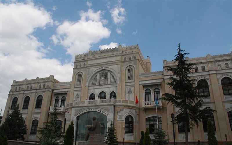 se-eksarsi-oi-klopes-ergon-texnis-stin-tourkia