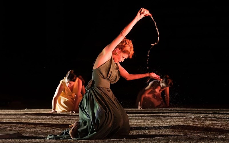 meta-tin-epidauro-i-ilektra-erxetai-sto-irodeio-ilektra-erxetai-sto-irodeio