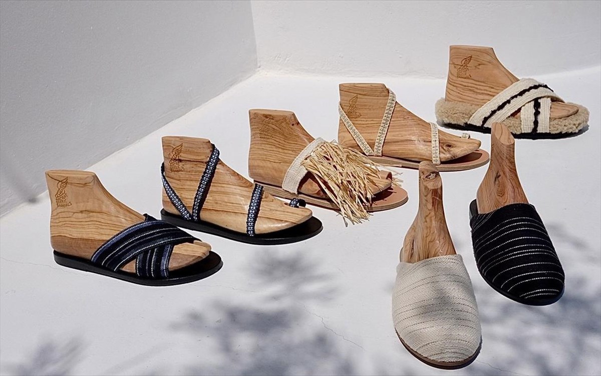 ancient-greek-sandals