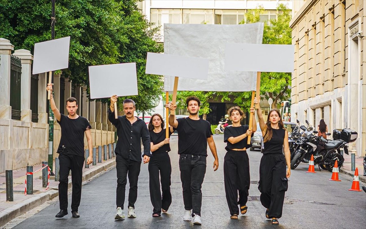 me-to-drama-tis-dimokratias-to-ypogeio-ksekina-ti-sezon