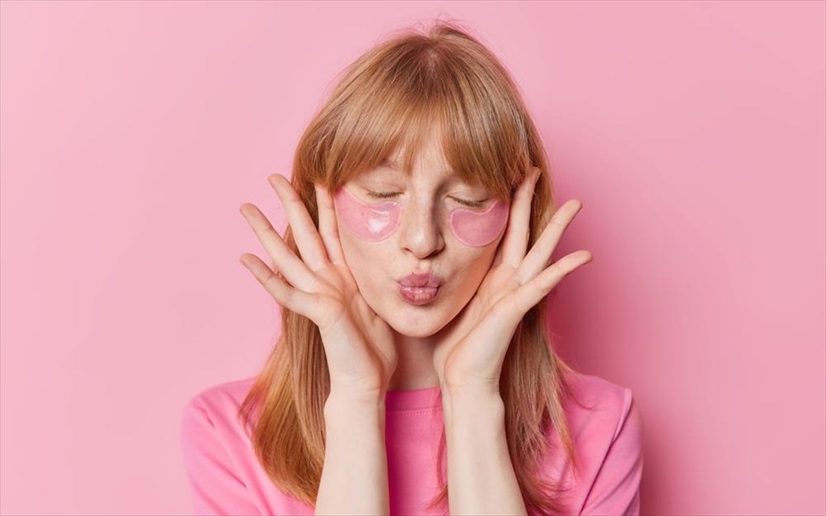 gunaika-omorfia-freskada-patches