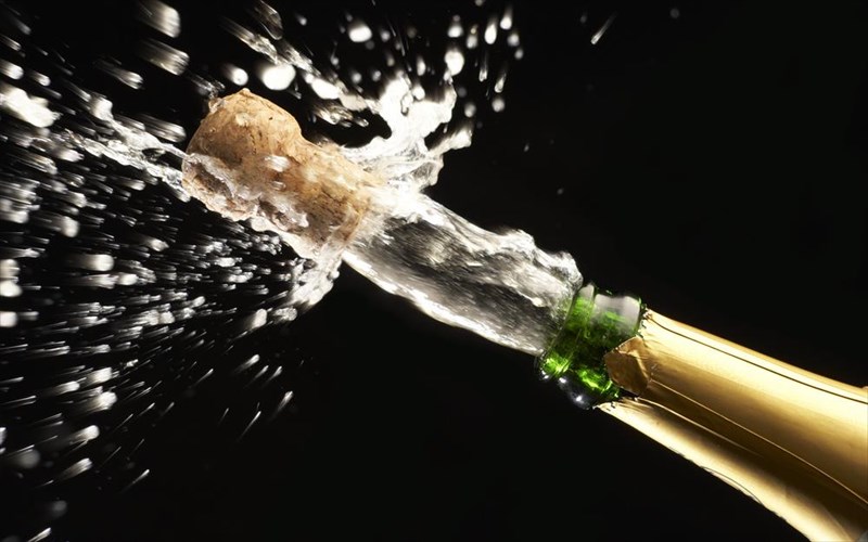 to-etisio-rantebou-me-tis-fusallides-eftase