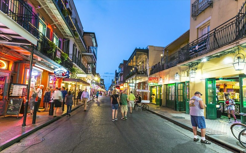 enallaktikoi-xristougenniatikoi-proorismoi-gia-osous-barethikan-ta-sunithismena