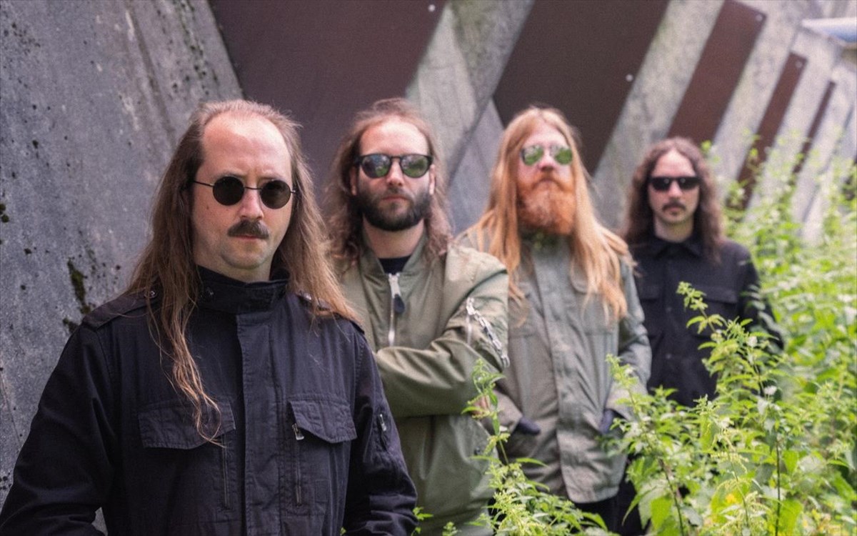 blood-inantation-band