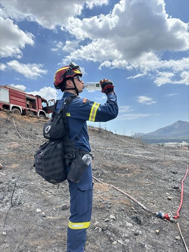 otan-i-fotia-dokimaze-tis-antoxes-to-aqua-carpatica-itan-ekei-fotia-dokimaze-tis-antoxes-to-aqua-carpatica-itan-ekei