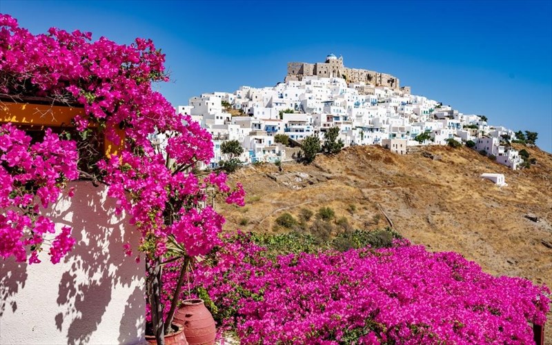 to-notio-aigaio-prasinizei-kai-deixnei-ton-dromo-tou-authentikou-taksidiou