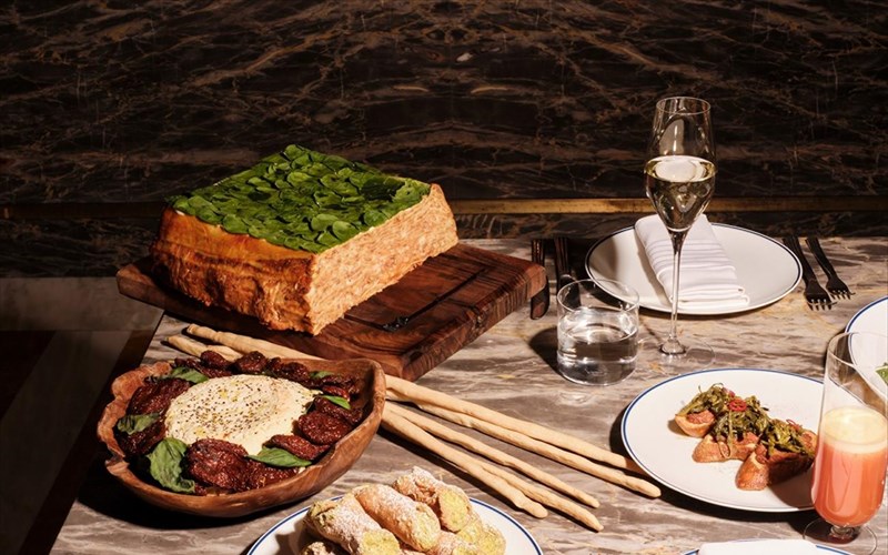 to-mercato-bazei-ta-xeimerina-tou-ksanasustinontas-tin-italiki-apolausi