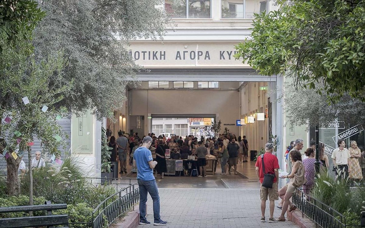 dimotiki-agora-kypseliscomicdombazaarvangelis-patsialos