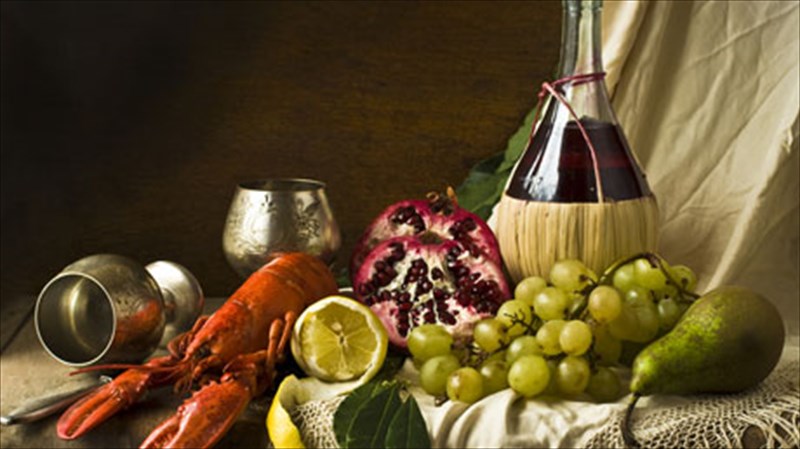 ti-etrogan-sti-buzantini-epoxi-plousioi-kai-ftoxoi