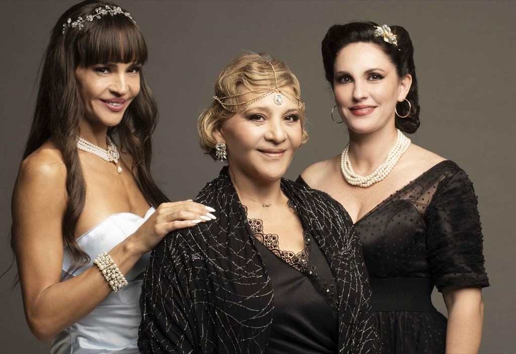 marika-me-eipane-marika-me-bgalane-oi-duo-thrulikes-marikes-tou-rempetikou-stin-athina-marika-me-bgalane-oi-duo-thrulikes-marikes-tou-rempetikou-stin-athina