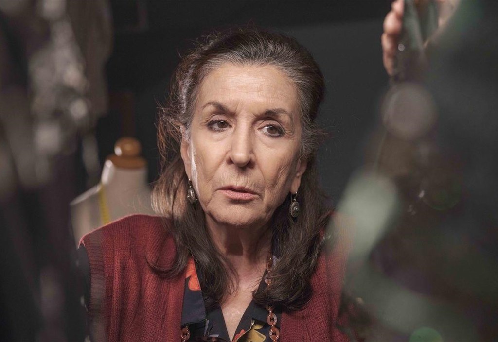 eidame-tin-parastasi-mia-zoi--o-monologos-mias-modistras-o-monologos-mias-modistras