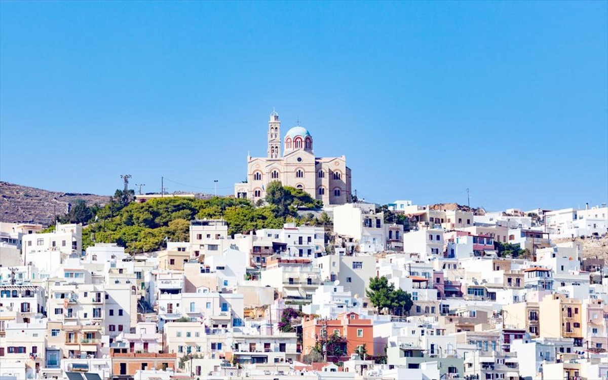 ermoupoli-suros-kuklades