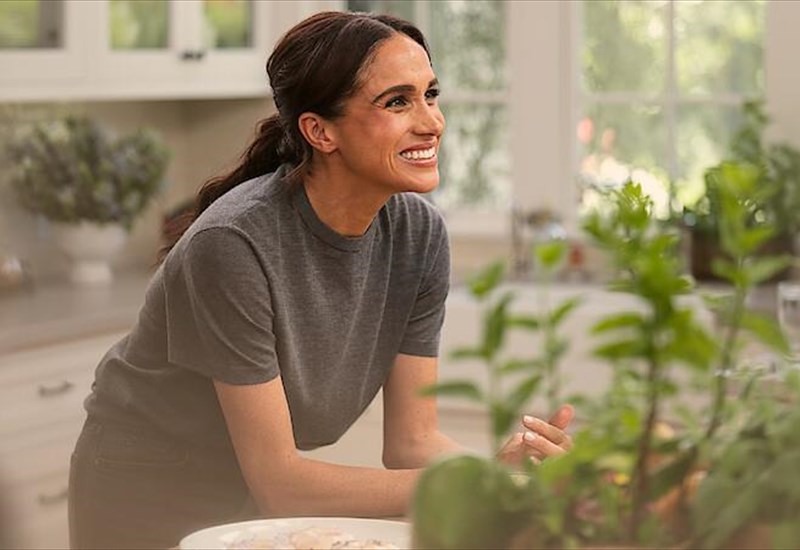 netflix-10-apo-tis-kaluteres-kai-10-apo-tis-xeiroteres-seires-pou-kukloforisan-fetos-mexri-stigmis