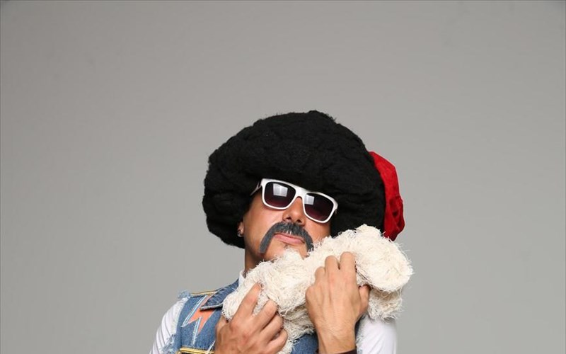 oapostolis-mparmpagiannissunexizei-tis-parastaseis-tou-ston-staurou-tou-notou