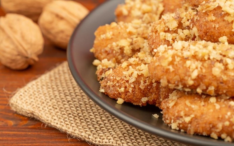 pos-na-anabathmisete-ta-melomakarona-sas-me-mikres-prosthikes