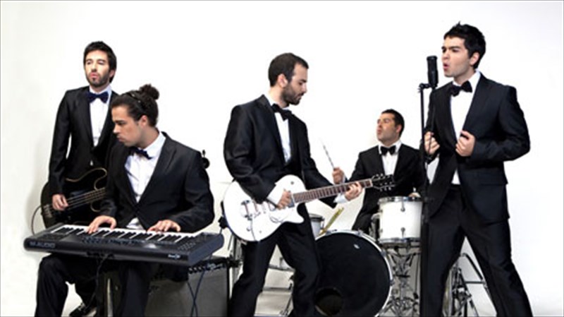 oi-melisses-tsimpane-sto-eleven