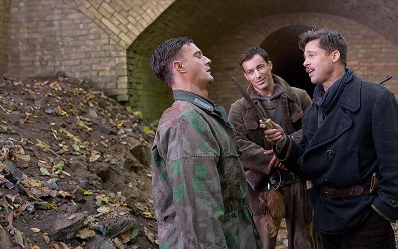 oi-50-kaluteres-polemikes-tainies