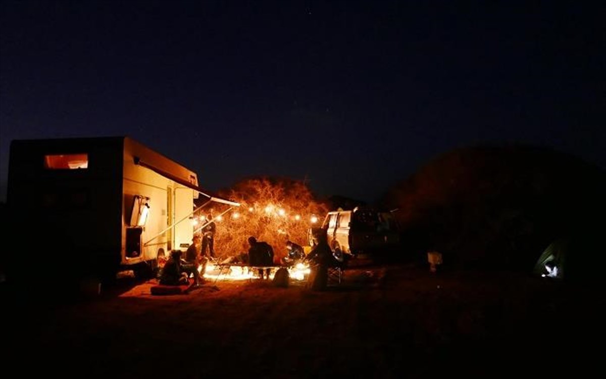 tinariwenkairobert-plant-otan-i-erimos-sunantise-ti-rock-erimos-sunantise-ti-rock