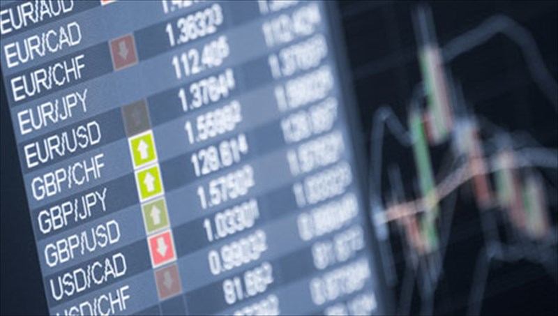 ennia-suggrafeis-xartografoun-tin-oikonomiki-krisi