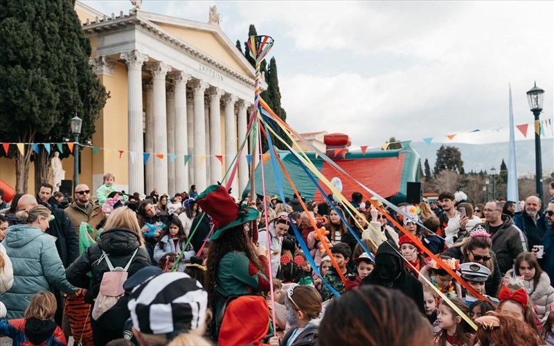 i-kardia-tis-apokrias-xtupaei-sto-zappeio