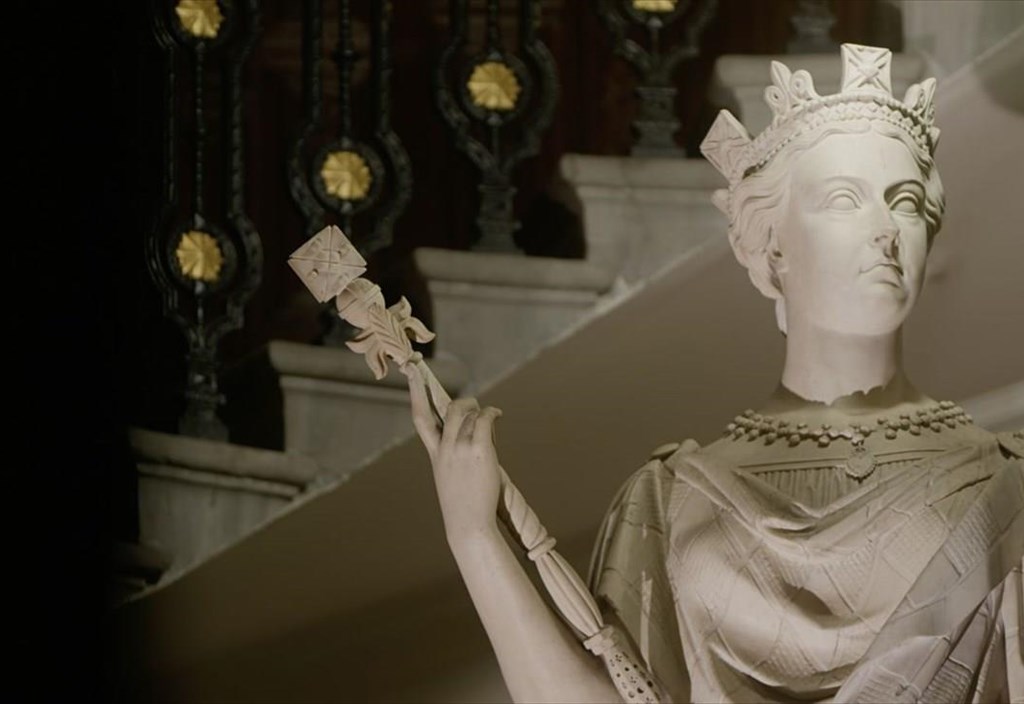 basilissa-biktoria-mia-gunaika-sto-mikroskopio-tis-istorias-stin-mikri-othoni