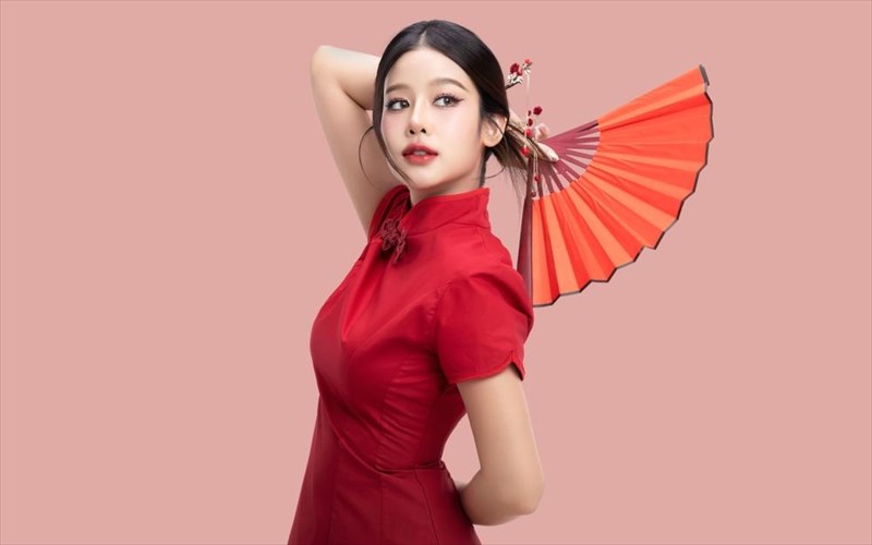 chinamaxxing-to-neo-trend-tou-tiktok-pou-enisxuei-ti-soft-power-tou-pekinou