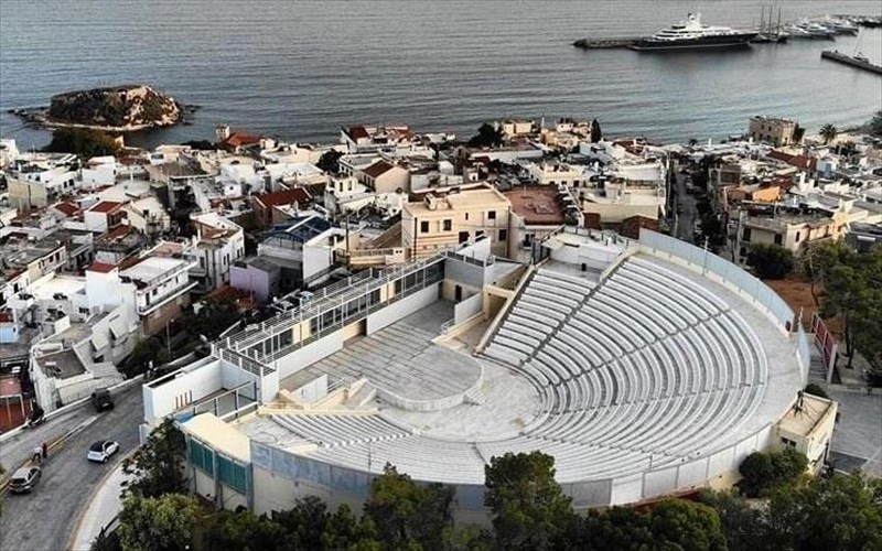 to-beakeio-theatro-anoigei-aulaia-gia-to-kalokairi-2026-me-plousio-programma-ekdiloseon