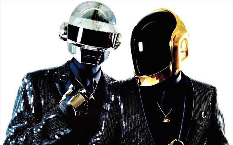 oi-daft-punk-stin-korufi-tis-listas-me-ta-kalutera-tragoudia-tou-2013