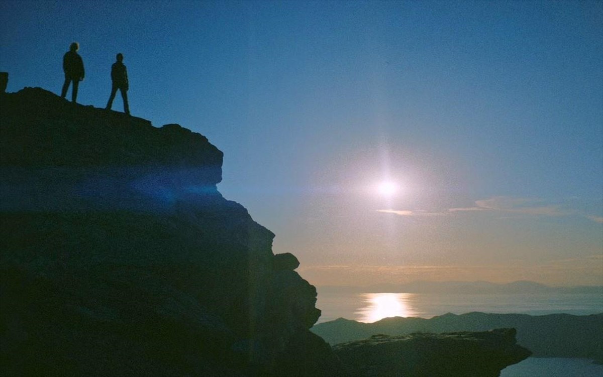 sea-of-glass-the-rock-169